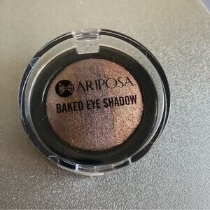 Mariposa baked eyeshadow 3 colors in one